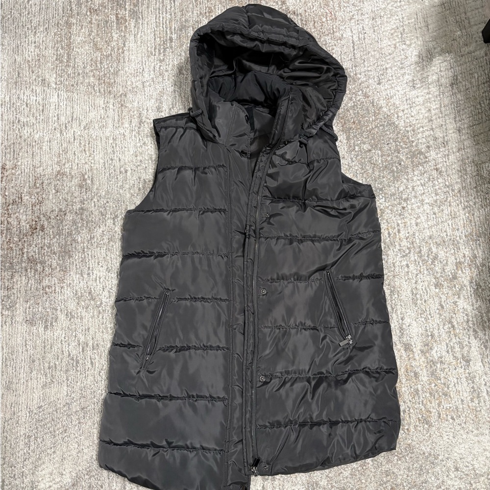 GrayPuffer Vest with Hood